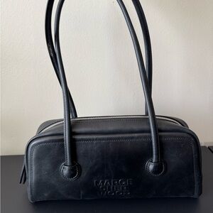 Soft Boston Bag in Black